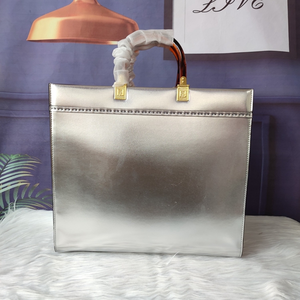 スーパーコピーブランドバッグ内部構造